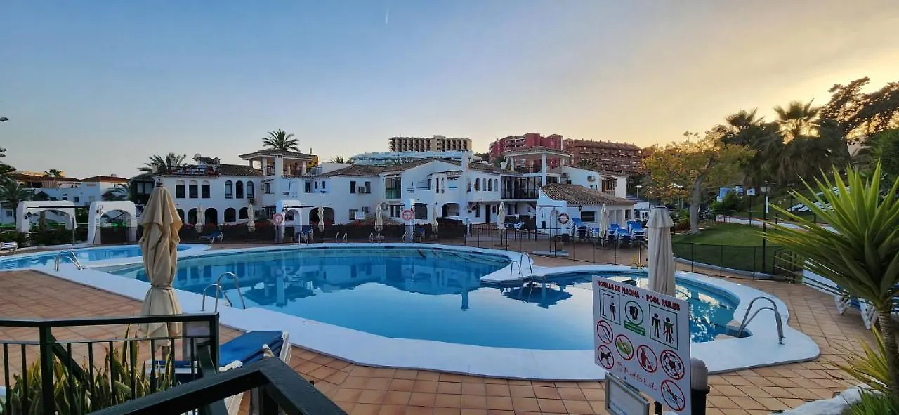 Apartamento Departamento Pueblo Evita Benalmádena